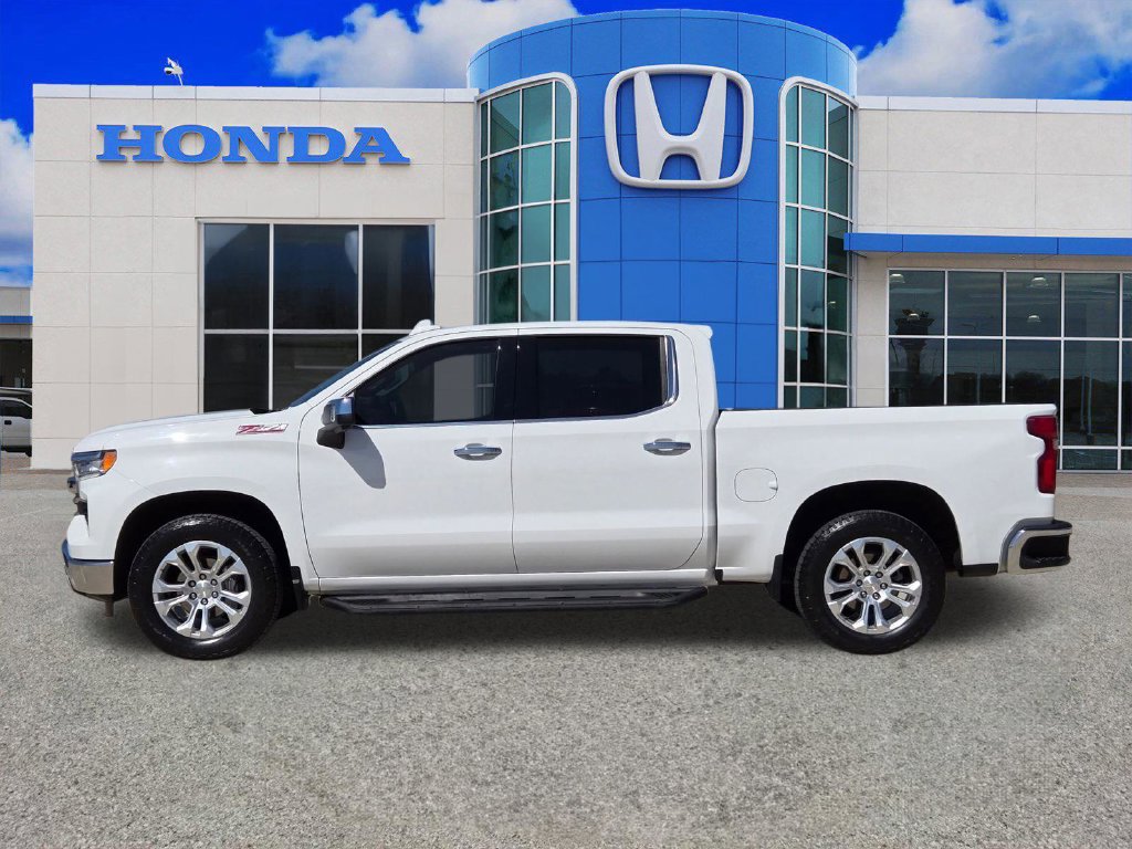 Used 2023 Chevrolet Silverado 1500 LTZ AWD/4WD image 6