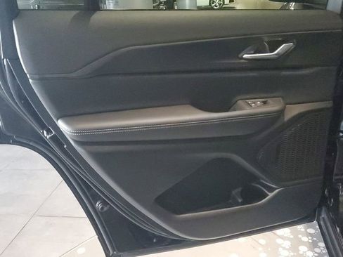 Used 2025 Jeep Grand Cherokee L Altitude image 18