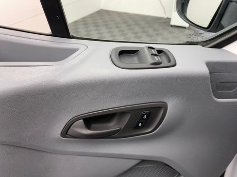 Used 2017 Ford Transit 350 XLT RWD image 15