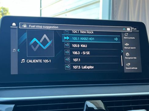 Used 2023 BMW 530e image 21