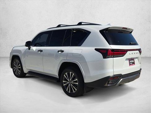 Used 2023 Lexus LX 600 4WD w/ Appearance Package image 8