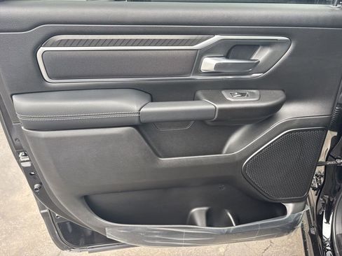 New 2026 RAM 1500 4x4 Crew Cab image 30