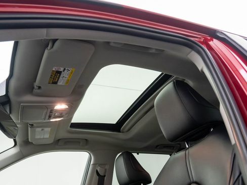 Used 2022 Toyota Highlander XLE image 27