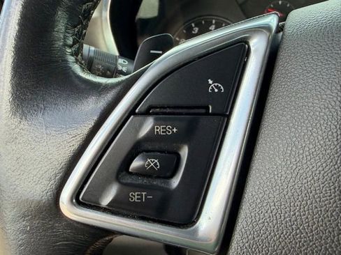 Used 2020 Chevrolet Camaro LT RWD image 15
