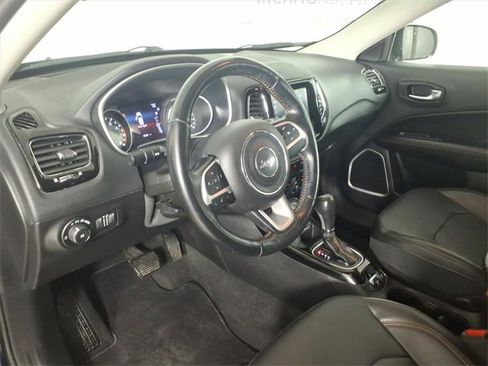 Certified 2020 Jeep Compass Limited image 8