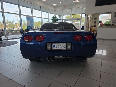 Used 2002 Chevrolet Corvette Z06 w/ Memory Pkg image 4