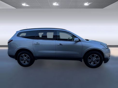 Used 2016 Chevrolet Traverse LT FWD image 8