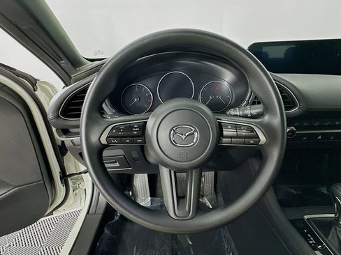 Used 2025 MAZDA MAZDA3 s FWD image 16