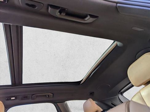 Certified 2023 Volvo XC60 T8 Ultimate image 20