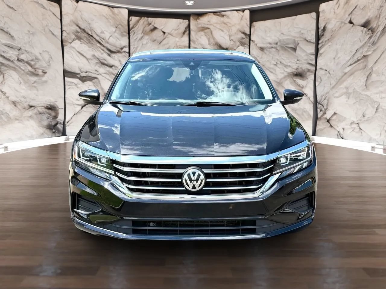 Used 2022 Volkswagen Passat 2.0T SE FWD image 2