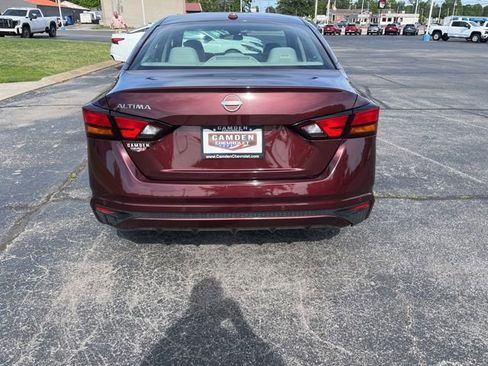 Used 2025 Nissan Altima 2.5 SV FWD image 6