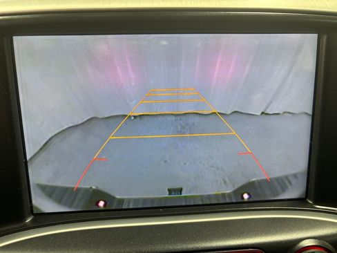 Used 2015 GMC Sierra 2500 SLT w/ Suspension Package, Off-Road image 20