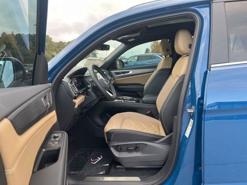 New 2026 Volkswagen Atlas Cross Sport SE image 22