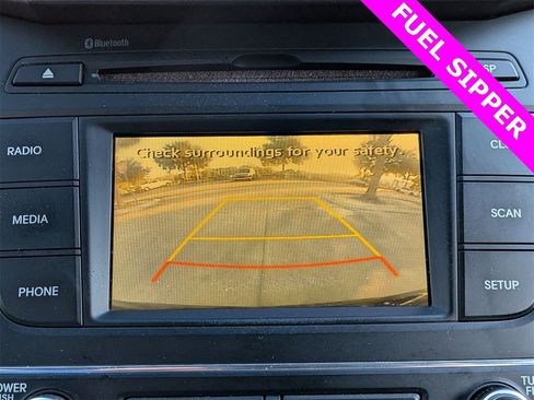 Used 2018 Hyundai Santa Fe Sport image 16