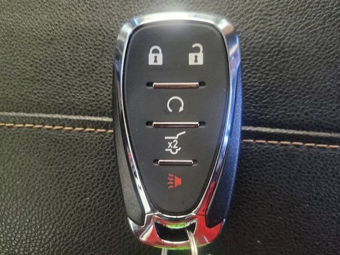 Used 2018 Chevrolet Traverse LT image 32