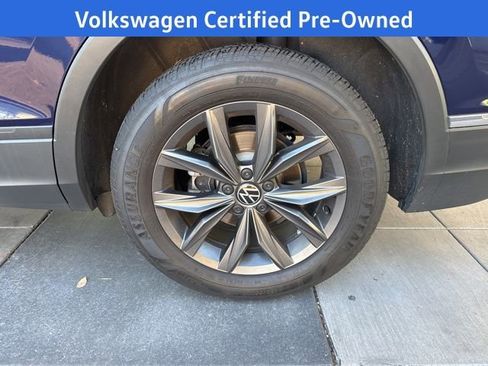 Certified 2022 Volkswagen Tiguan SE w/ Panoramic Sunroof Package image 16