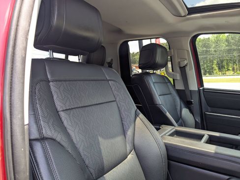 Used 2022 Toyota Tundra Limited AWD/4WD image 27