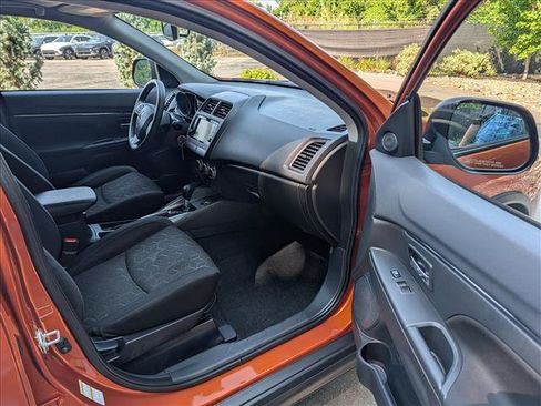 Used 2024 Mitsubishi Outlander Sport ES AWD/4WD image 11