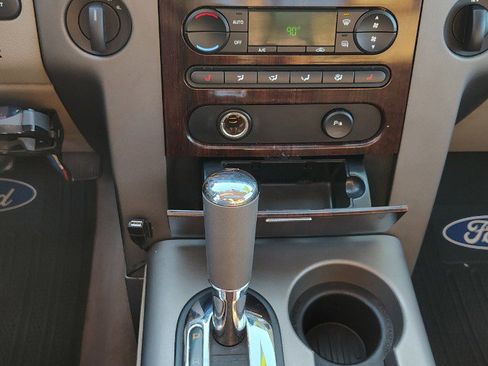 Used 2005 Ford F150 King Ranch image 22