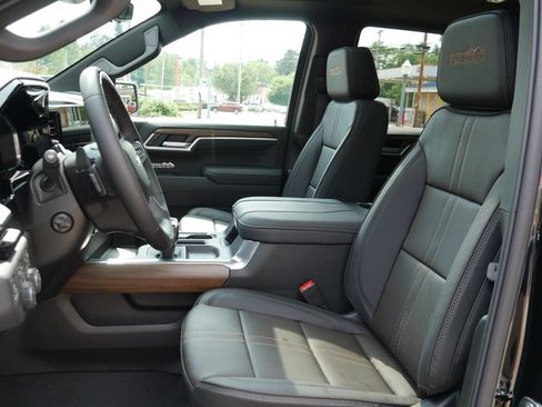 New 2026 Chevrolet Silverado 1500 High Country AWD/4WD image 26
