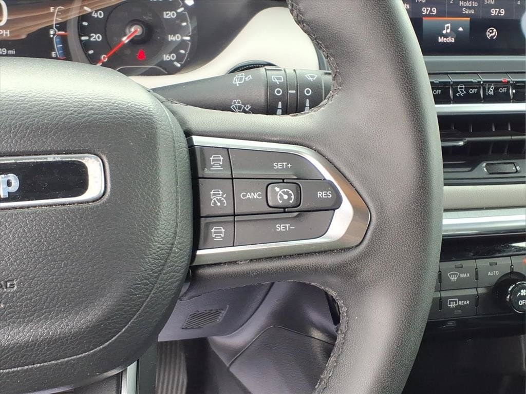 Used 2024 Jeep Compass Limited AWD/4WD image 13