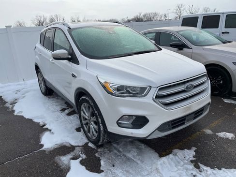 Used 2018 Ford Escape Titanium w/ Ford Safe & Smart Package image 15