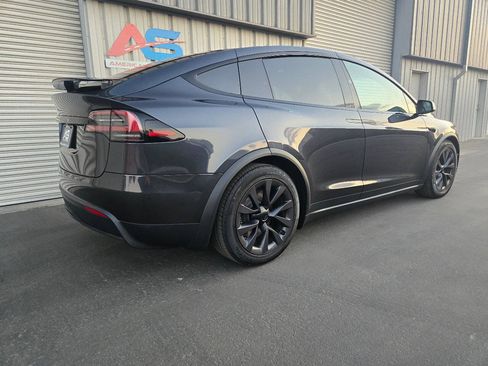 Used 2024 Tesla Model X AWD/4WD image 9