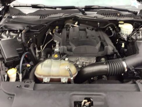 Certified 2017 Ford Mustang Coupe image 20