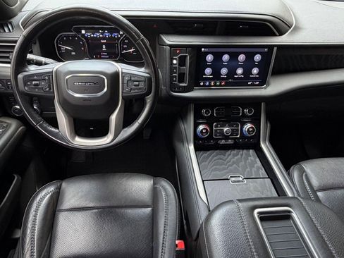 Used 2021 GMC Yukon Denali w/ Denali Premium Package AWD/4WD image 28