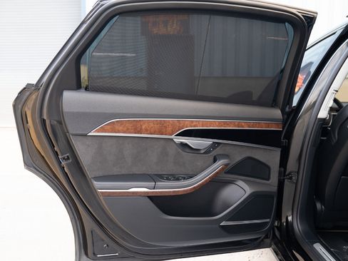 Used 2021 Audi A8 L 3.0T w/ Executive Plus Package image 26