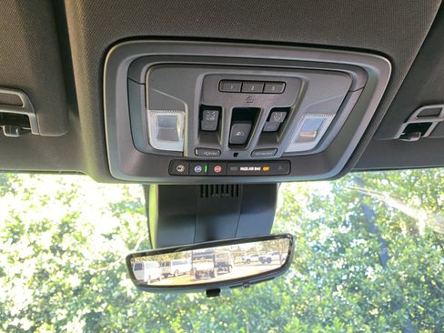 Used 2024 Chevrolet Silverado 1500 ZR2 w/ Technology Package image 22