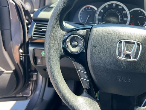 Used 2017 Honda Accord LX image 15