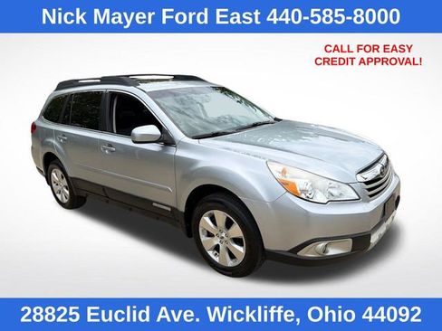 Used 2012 Subaru Outback 3.6R Limited AWD/4WD image 1