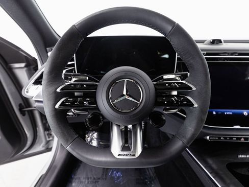 Used 2025 Mercedes-Benz E 53 AMG e 4MATIC Sedan image 12