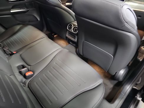 New 2026 Mercedes-Benz GLC 300 4MATIC image 11