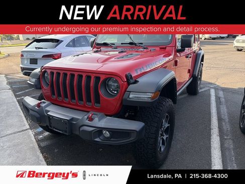 Used 2022 Jeep Wrangler Unlimited Rubicon w/ LED Lighting Group AWD/4WD image 1