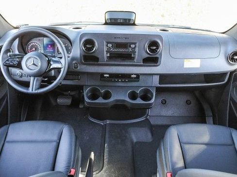 New 2025 Mercedes-Benz Sprinter 2500 image 12