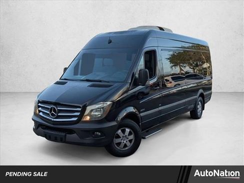 Used 2015 Mercedes-Benz Sprinter 2500 image 1