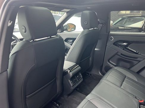 Used 2024 Land Rover Range Rover Evoque S image 26