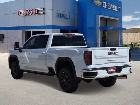 New 2026 GMC Sierra 2500 AT4 w/ AT4 Premium Plus Package AWD/4WD image 3