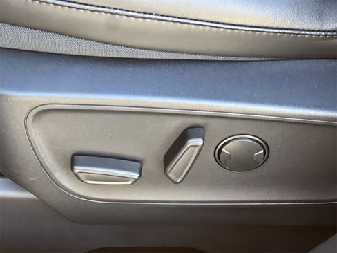 New 2025 Ford Escape ST-Line w/ Tech Pack #1 image 18