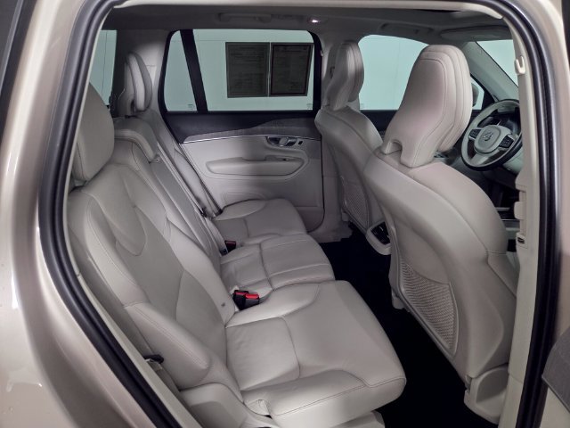 Used 2023 Volvo XC90 B6 Plus w/ Protection Package Premier AWD/4WD image 29