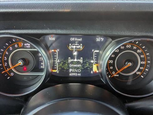 Used 2021 Jeep Wrangler Unlimited Sahara image 11