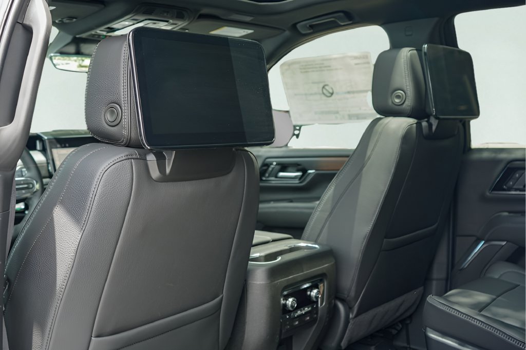 New 2026 GMC Yukon Denali w/ Denali Reserve Package AWD/4WD image 19