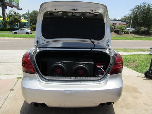 Used 2006 Pontiac Grand Prix GXP w/ Sun And Sound Package FWD image 7