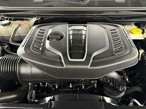 Used 2023 Jeep Grand Wagoneer Series III AWD/4WD image 41