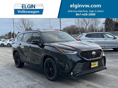 Used 2021 Toyota Highlander XSE image 1