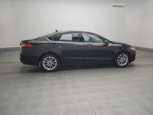 Used 2020 Ford Fusion SE FWD image 10