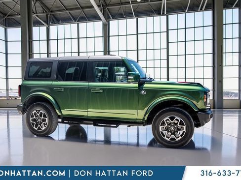 Certified 2024 Ford Bronco Outer Banks AWD/4WD image 30