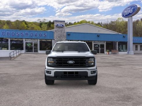 New 2025 Ford F150 XLT w/ Equipment Group 302A MID AWD/4WD image 6